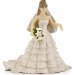 Фигурка невеста в белом кружевном платье с букетом Papo
